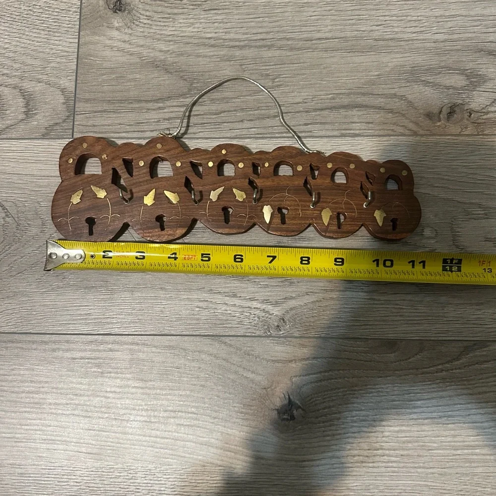 Brown Wooden Wall Key Holder